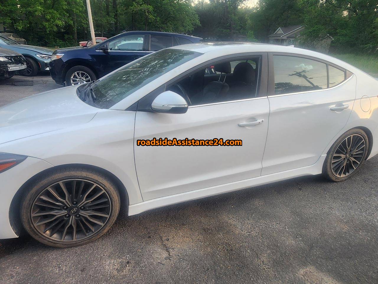 Roadside Assistance in Chatsworth