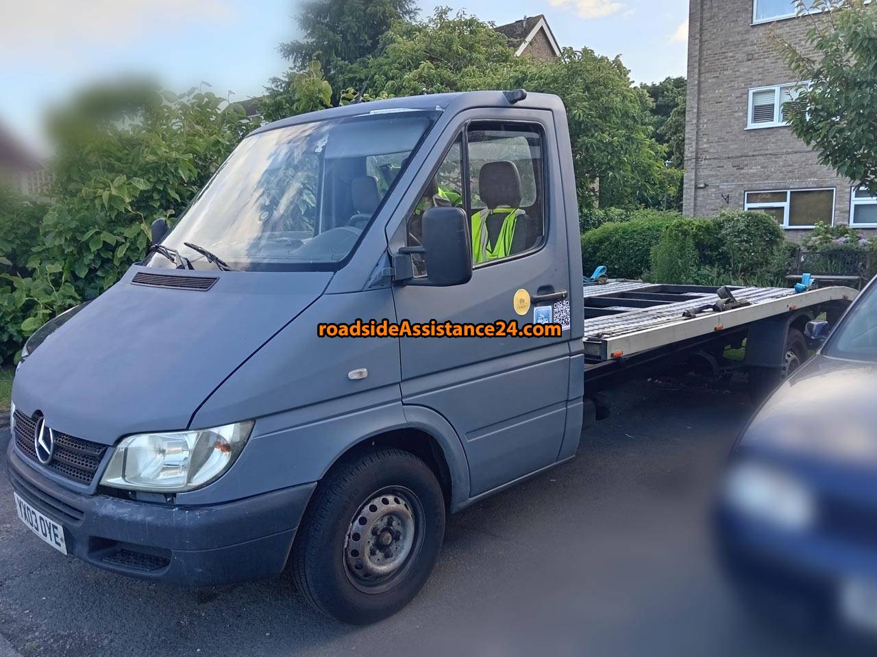 Towing near Hoddesdon, UK