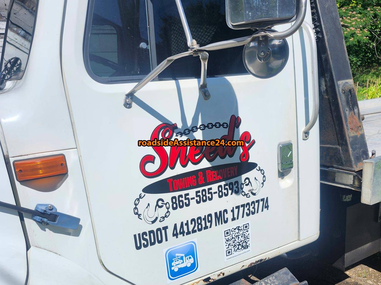 Towing near Newport, TN